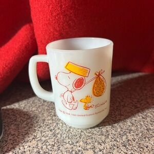 Vintage 60s Fire King Peanuts SNOOPY COME HOME Milk Glass Coffee Cup Mug Schultz